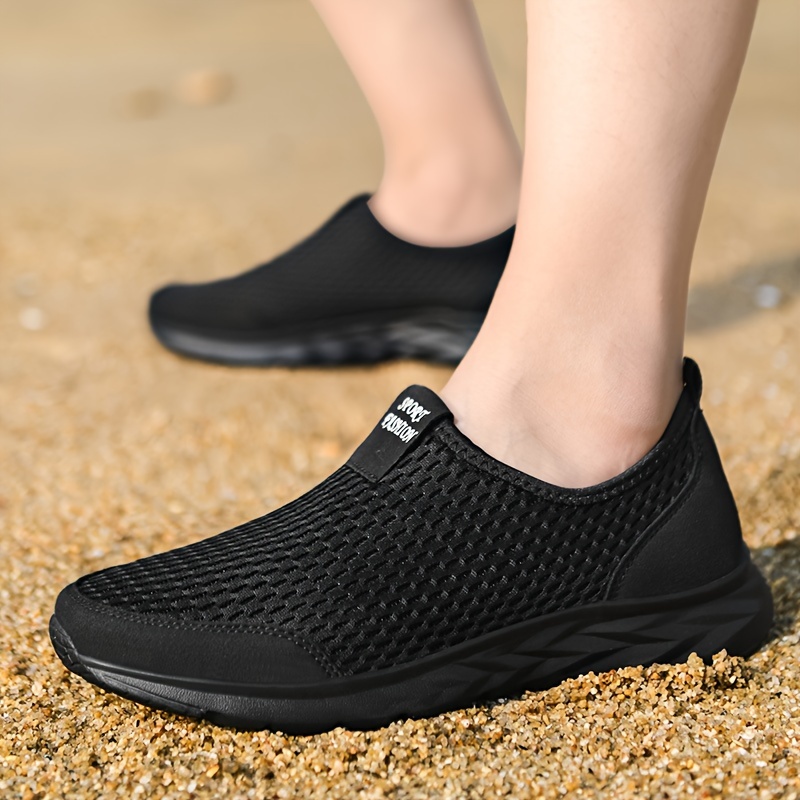 mens casual breathable lightweight mesh slip on walking shoes casual outdoor anti skid sneakers driving shoes details 13